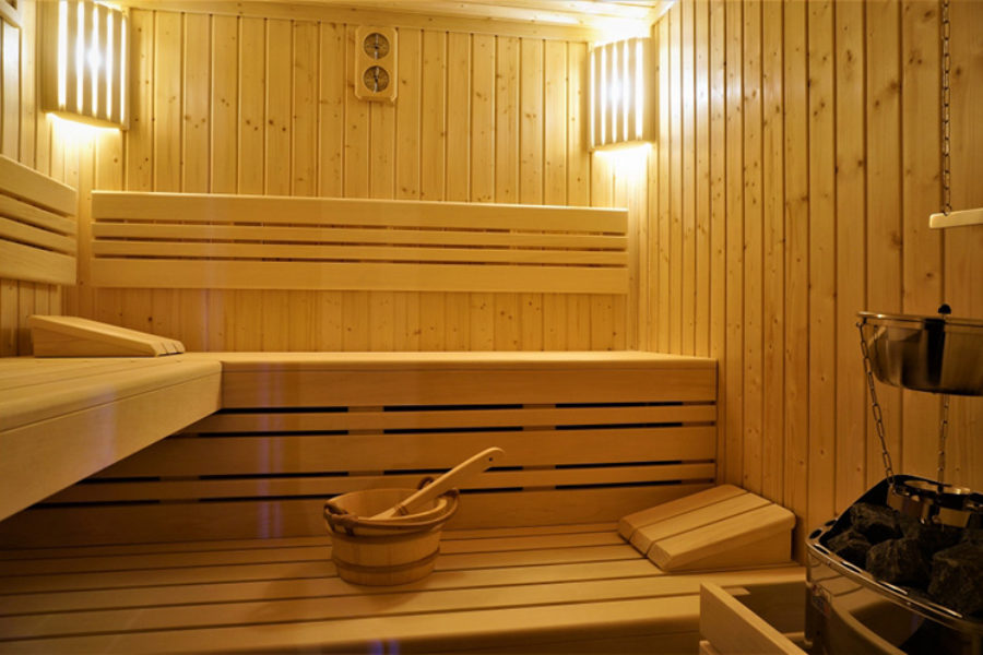 Sauna z auto polewaniem.